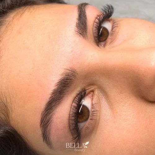 design-de-sobrancelhas-em-Oeiras